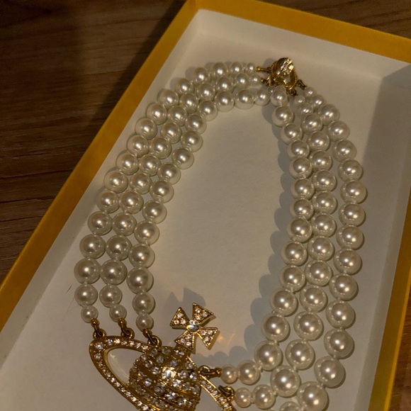 Pearl necklace Vivienne Westwood with accents - Picture 2 of 3